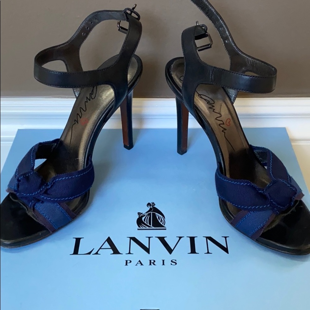 Hi heel French stunning shoe